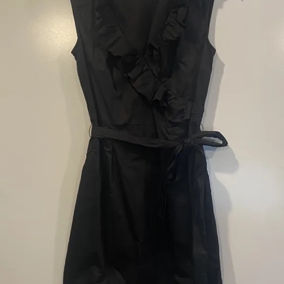 Ann Taylor Loft Black Crepe Sleeveless Ruffled Dress Womens‎ Size 4 (915) - Picture 2 of 5